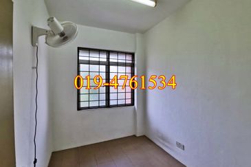 Taman Cemerlang, Jelutong