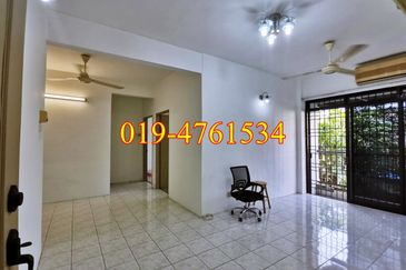 Taman Cemerlang, Jelutong