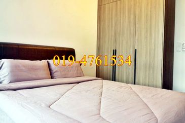 Queens Residences @ Queens Waterfront