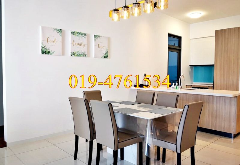 Queens Residences @ Queens Waterfront