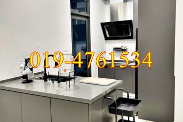 Queens Residences @ Queens Waterfront