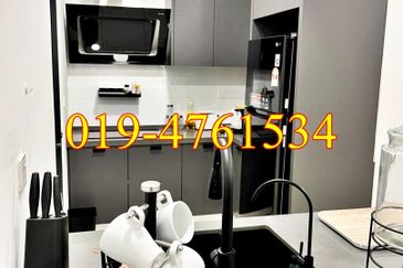 Queens Residences @ Queens Waterfront