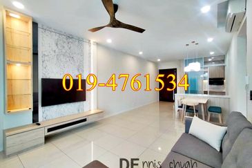 Queens Residences @ Queens Waterfront