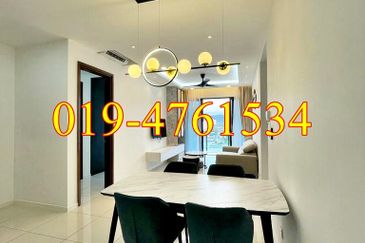 Queens Residences @ Queens Waterfront