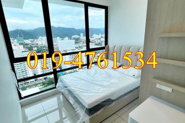 Queens Residences @ Queens Waterfront