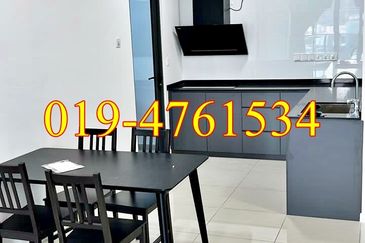 Queens Residences @ Queens Waterfront