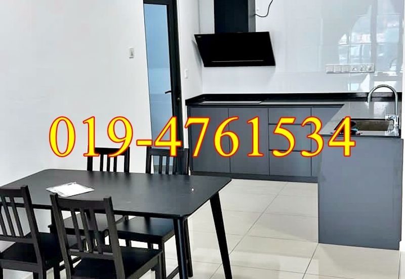 Queens Residences @ Queens Waterfront