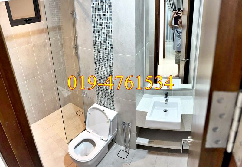 Queens Residences @ Queens Waterfront