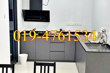 Queens Residences @ Queens Waterfront