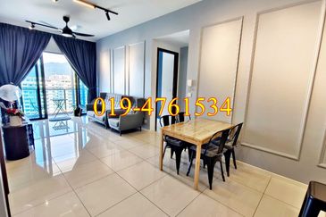 Queens Residences @ Queens Waterfront