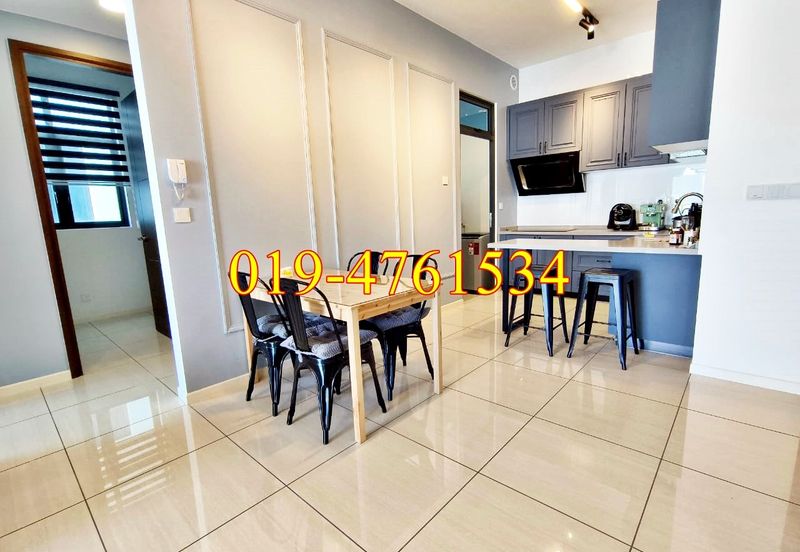 Queens Residences @ Queens Waterfront