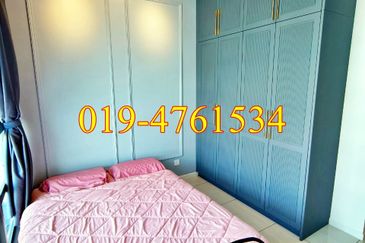 Queens Residences @ Queens Waterfront