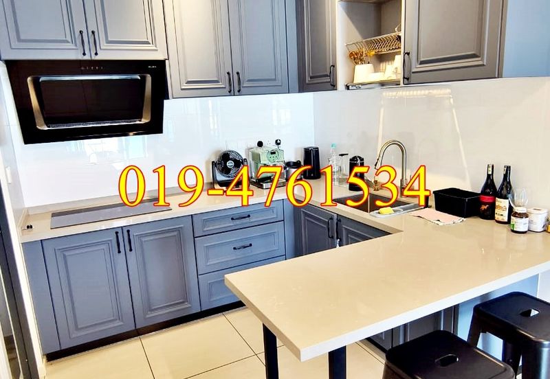 Queens Residences @ Queens Waterfront