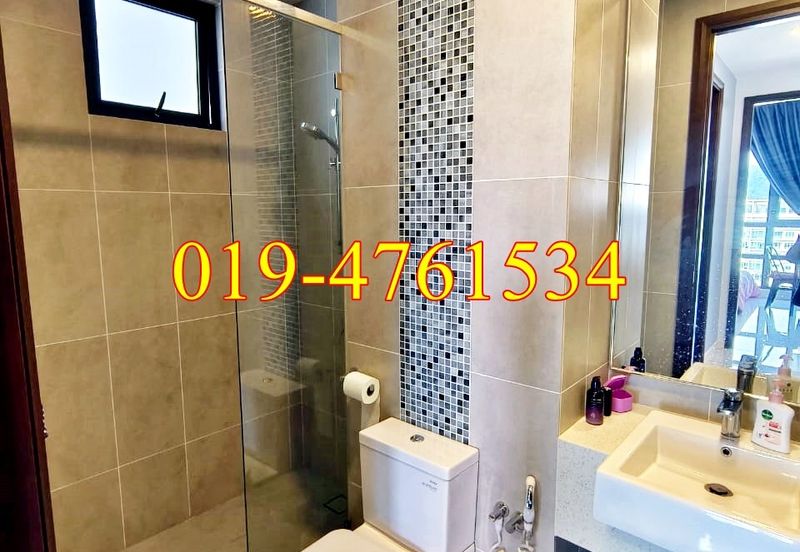 Queens Residences @ Queens Waterfront