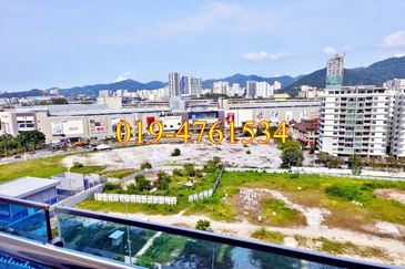 Queens Residences @ Queens Waterfront