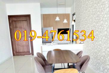 Queens Residences @ Queens Waterfront