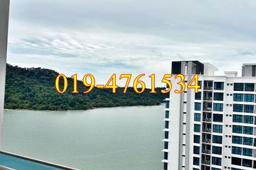 Queens Residences @ Queens Waterfront