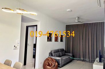 Queens Residences @ Queens Waterfront