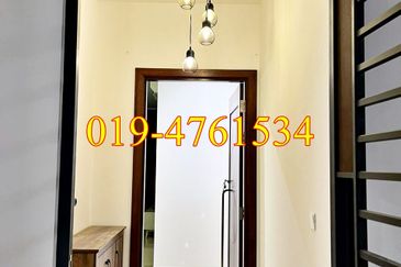 Queens Residences @ Queens Waterfront