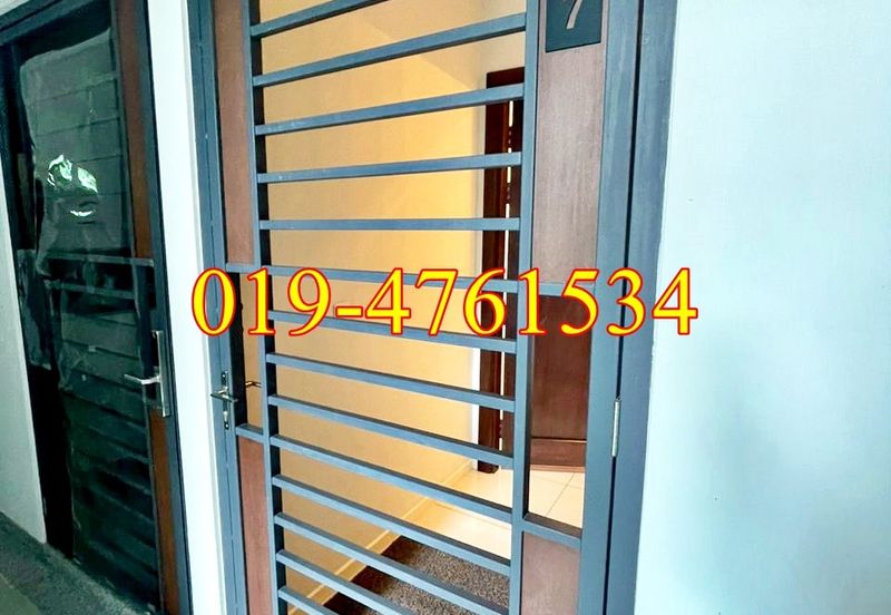 Queens Residences @ Queens Waterfront