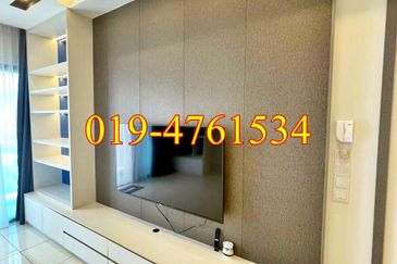 Queens Residences @ Queens Waterfront