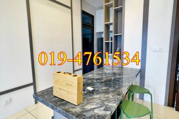 Queens Residences @ Queens Waterfront