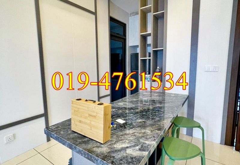 Queens Residences @ Queens Waterfront