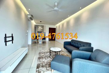 Queens Residences @ Queens Waterfront