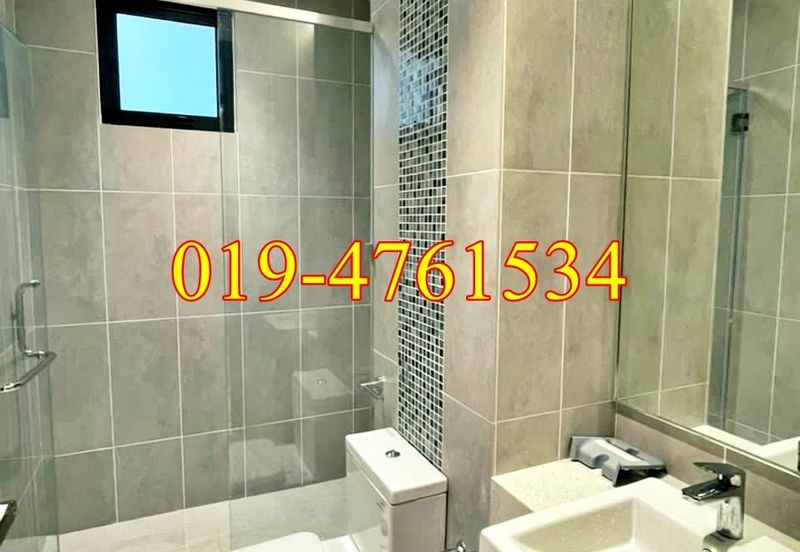 Queens Residences @ Queens Waterfront