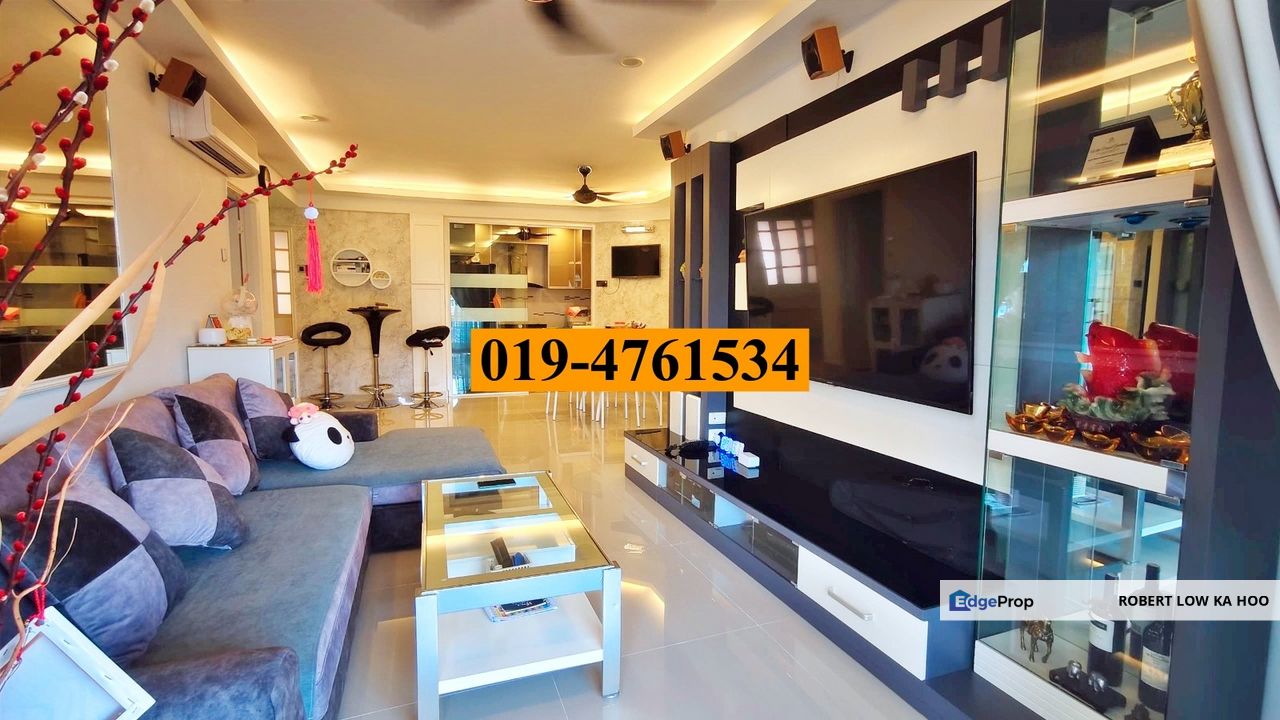 Garden View and Seaview : GOLD COAST Condominium in Sungai Nibong ( For Sale ), Penang, Sungai Nibong