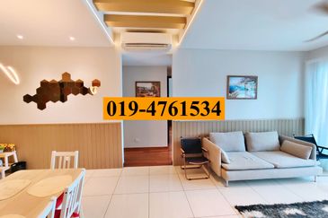 Queens Residences @ Queens Waterfront