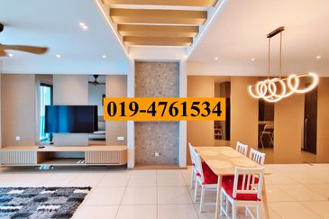 Queens Residences @ Queens Waterfront