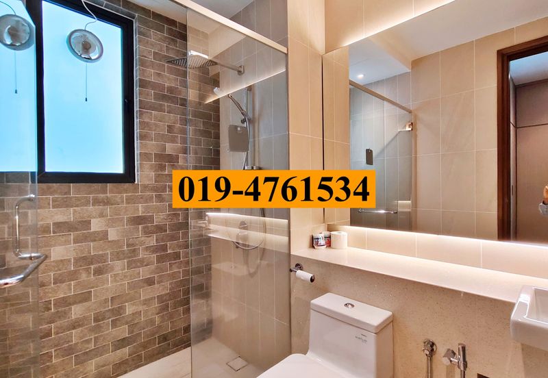 Queens Residences @ Queens Waterfront