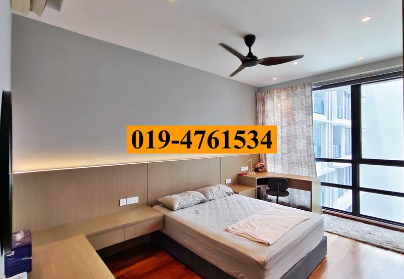 Queens Residences @ Queens Waterfront