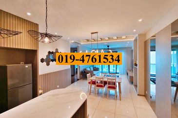 Queens Residences @ Queens Waterfront