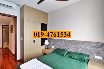 Queens Residences @ Queens Waterfront