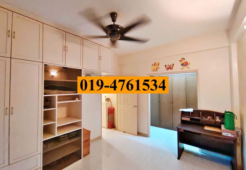 Marina Bay Condominium