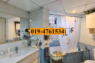 Marina Bay Condominium