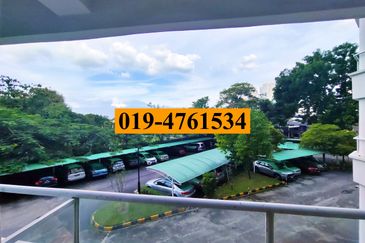 Marina Bay Condominium