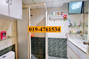 Marina Bay Condominium