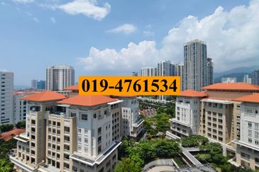 Quayside Seafront Resort Condominium