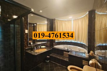 Silverton Condominium (Menara Perak)