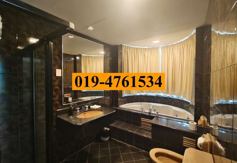 Silverton Condominium (Menara Perak)