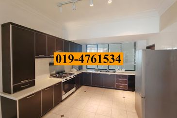 Silverton Condominium (Menara Perak)