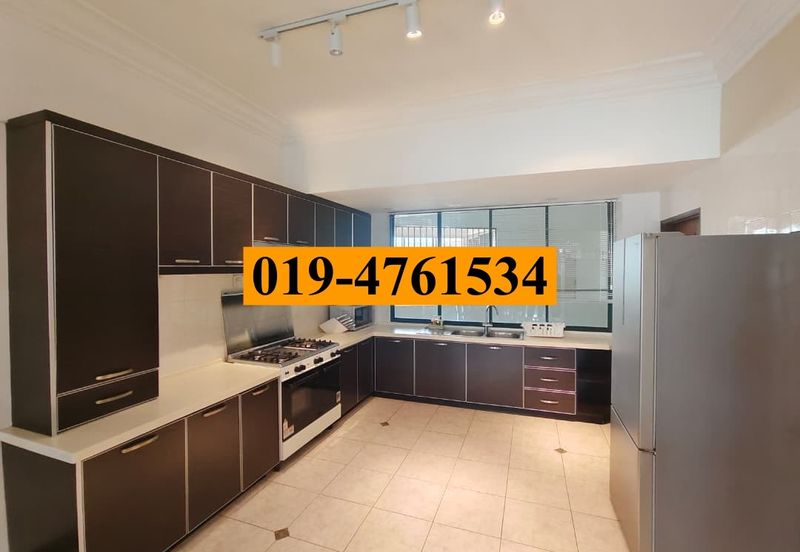 Silverton Condominium (Menara Perak)