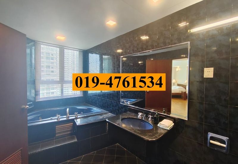 Silverton Condominium (Menara Perak)