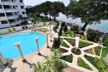 Silverton Condominium (Menara Perak)