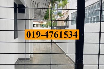 Lintang Pantai Jerjak 4