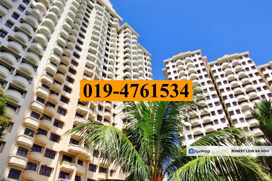 Swimming Pool View : EDEN SEAVIEW Condominium in Batu Ferringhi ( For Rent ), Penang, Batu Ferringhi