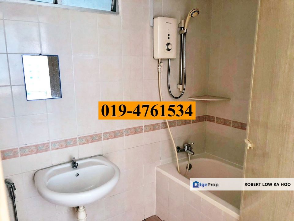 Low Floor : PUTRA PLACE Condominium in Sungai Nibong ( For Sale ), Penang, Sungai Nibong